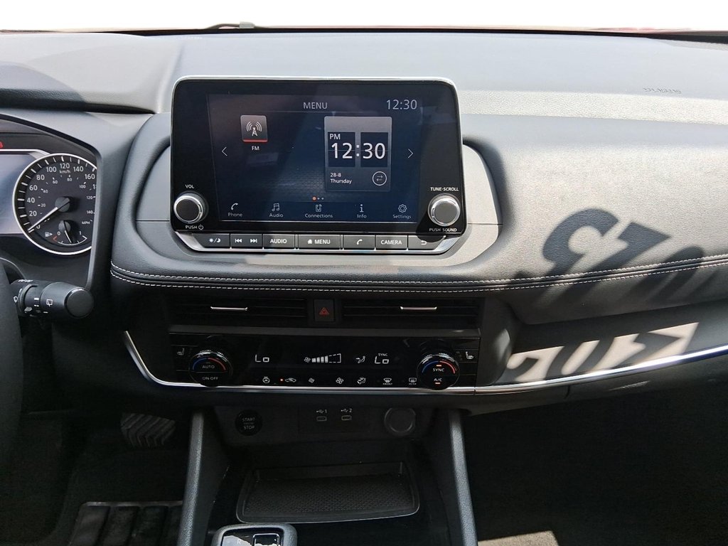 2025 Nissan Rogue AWD S in Stratford, Ontario - 15 - w1024h768px
