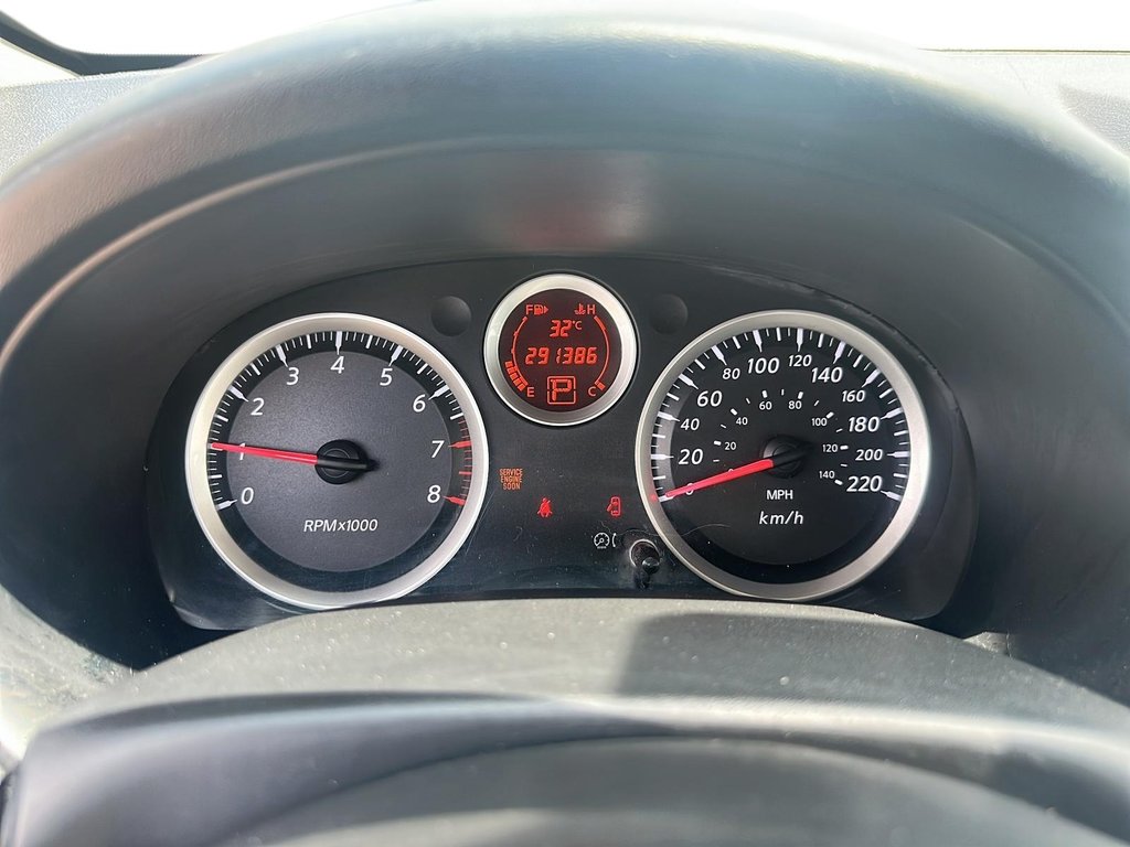 2012 Nissan Sentra 2.0 CVT in Stratford, Ontario - 12 - w1024h768px