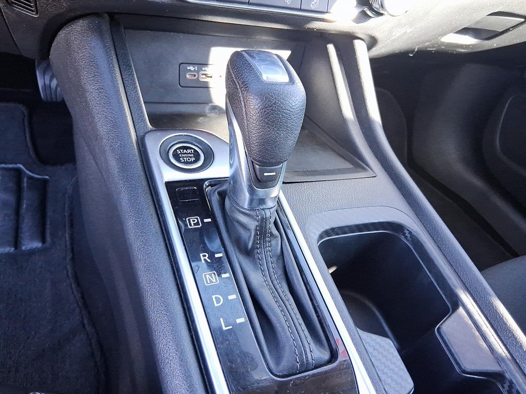 2021 Nissan Sentra SV CVT in Stratford, Ontario - 16 - w1024h768px