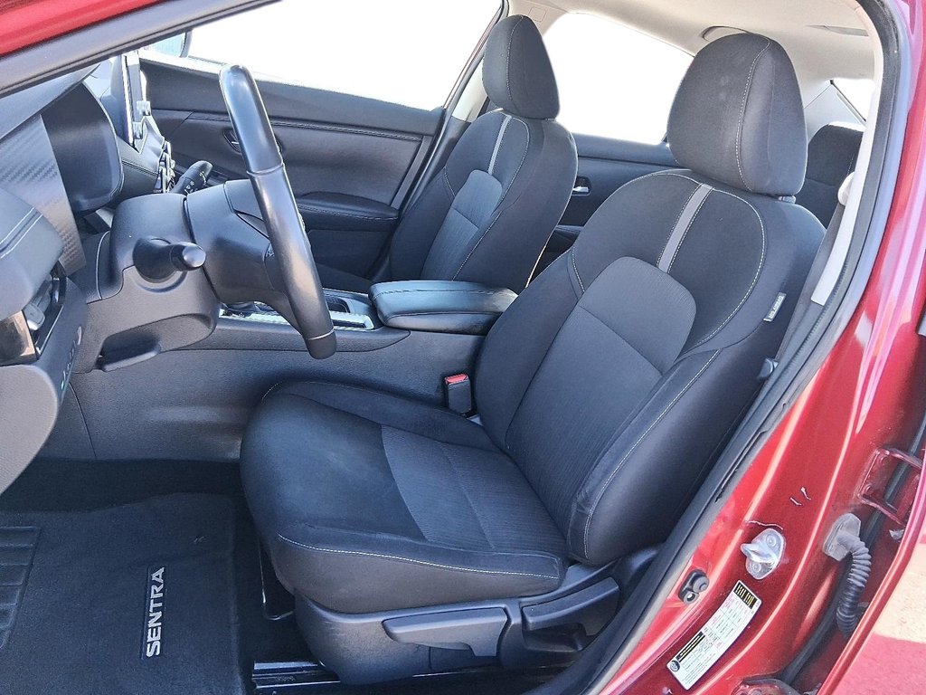 2021 Nissan Sentra SV CVT in Stratford, Ontario - 8 - w1024h768px