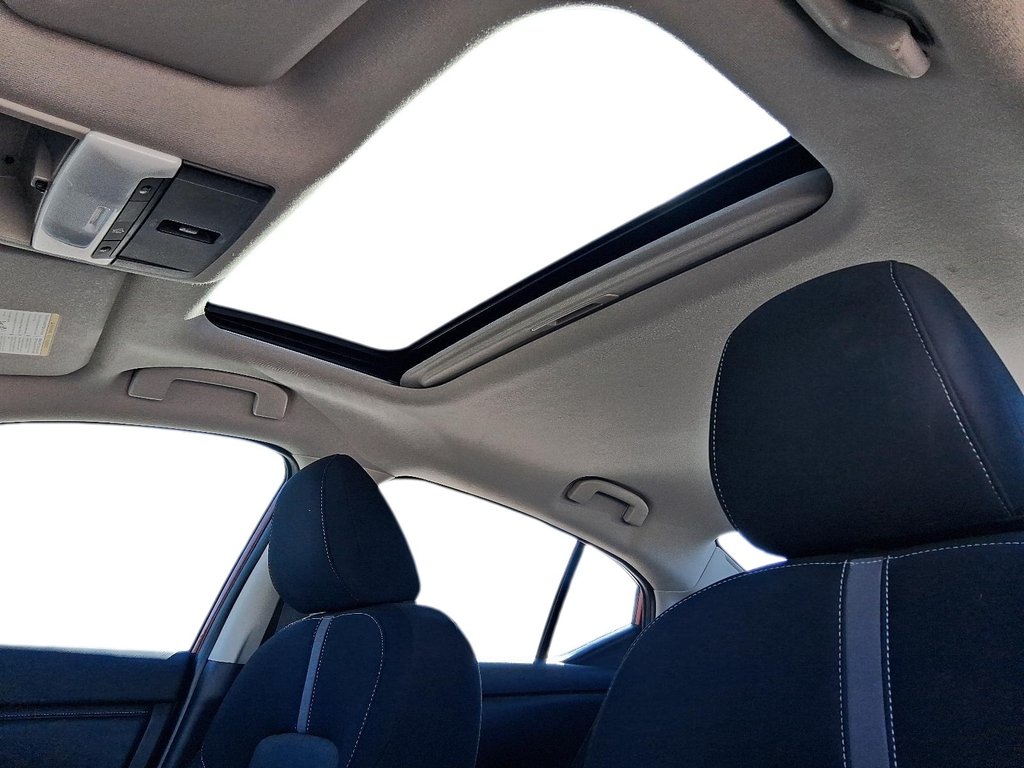 2021 Nissan Sentra SV CVT in Stratford, Ontario - 17 - w1024h768px