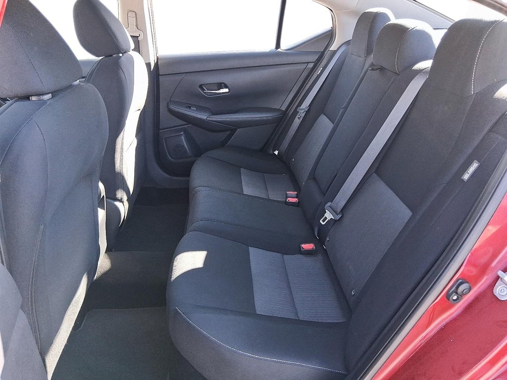 2021 Nissan Sentra SV CVT in Stratford, Ontario - 9 - w1024h768px