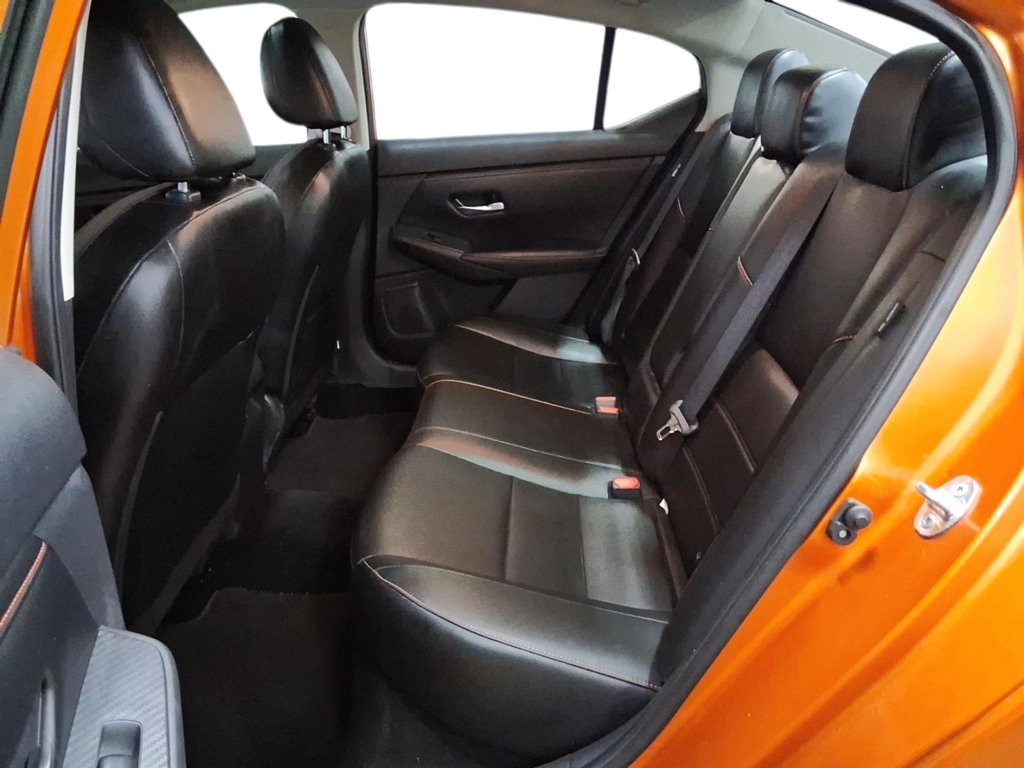 2021 Nissan Sentra SR CVT in Stratford, Ontario - 9 - w1024h768px