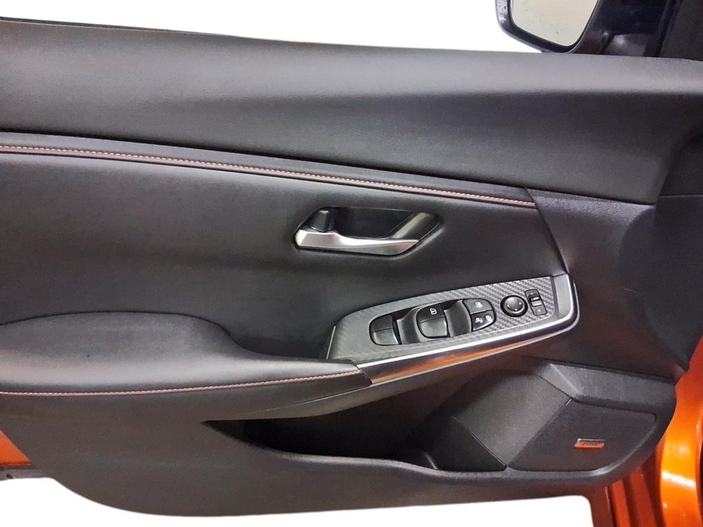 2021 Nissan Sentra SR CVT in Stratford, Ontario - 11 - w1024h768px