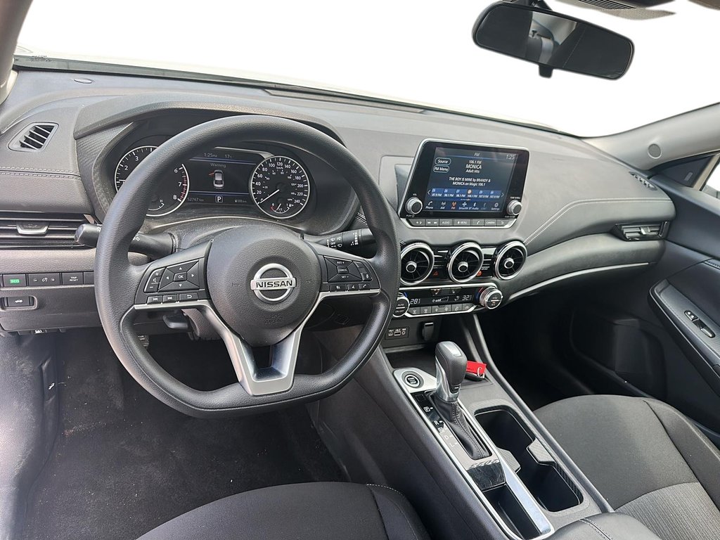 2023 Nissan Sentra SV CVT in Stratford, Ontario - 9 - w1024h768px