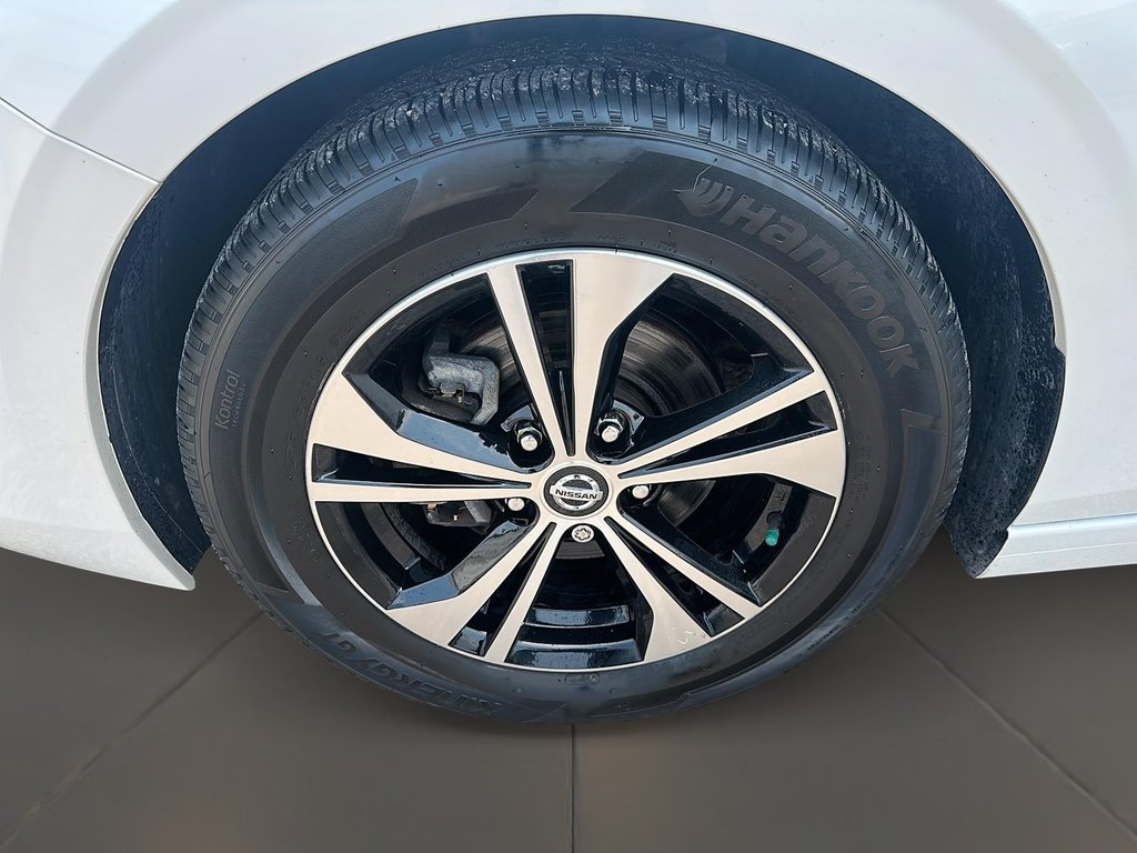 2023 Nissan Sentra SV CVT in Stratford, Ontario - 7 - w1024h768px