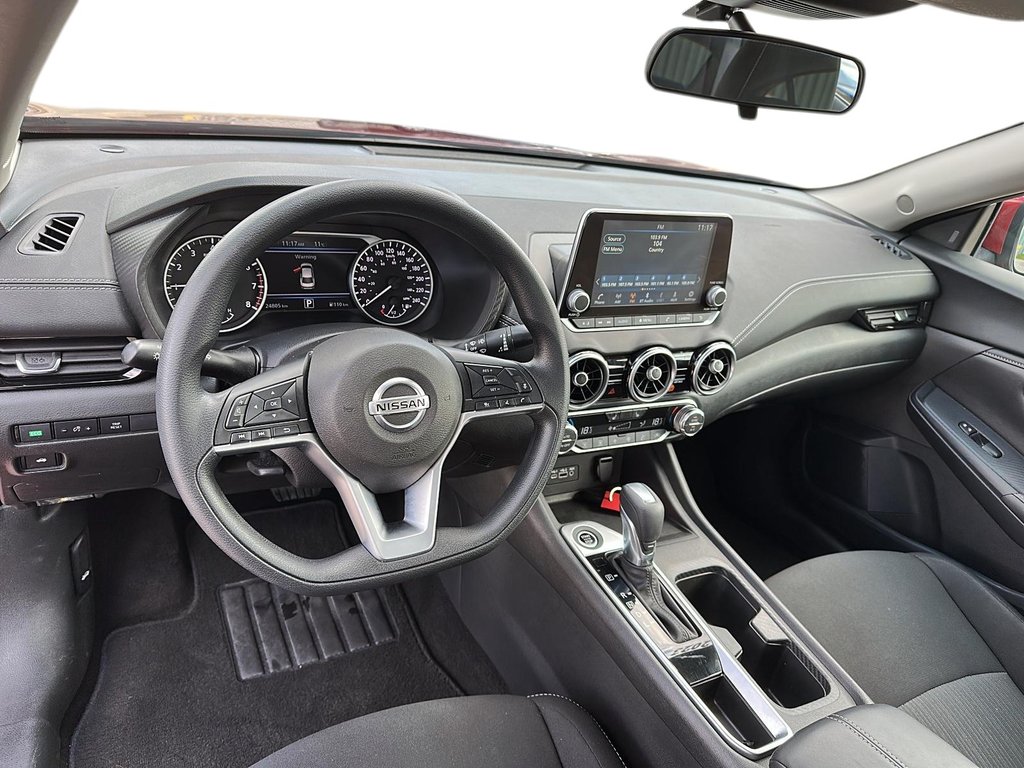 2023 Nissan Sentra SV CVT in Stratford, Ontario - 8 - w1024h768px