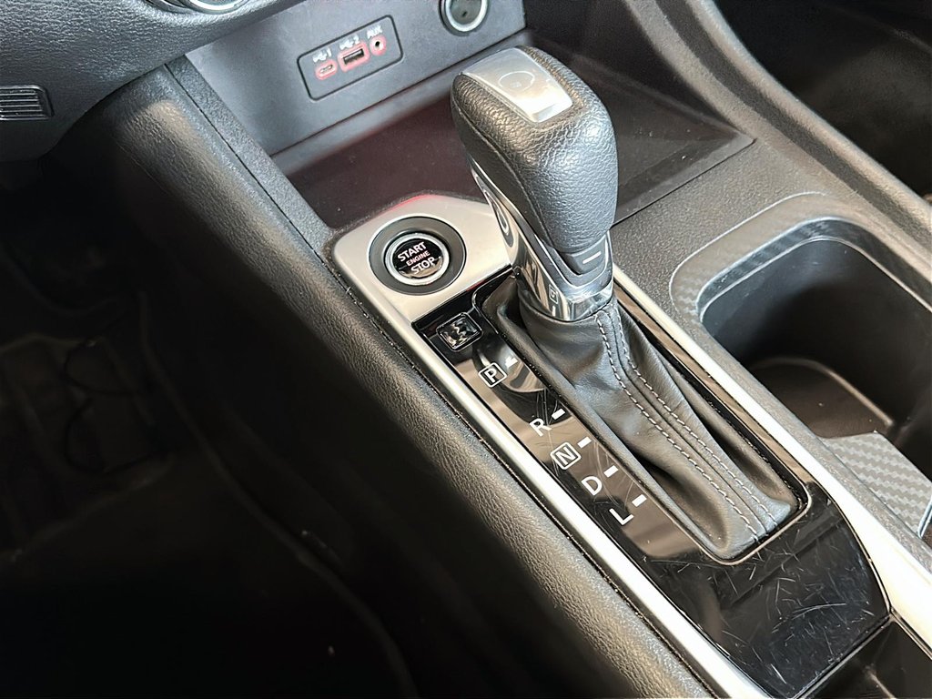 2023 Nissan Sentra SV CVT in Stratford, Ontario - 14 - w1024h768px