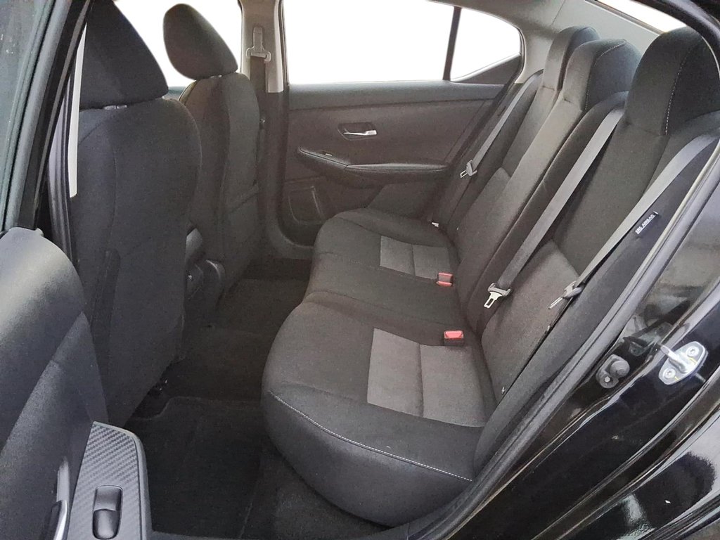 2023 Nissan Sentra SV CVT in Stratford, Ontario - 9 - w1024h768px