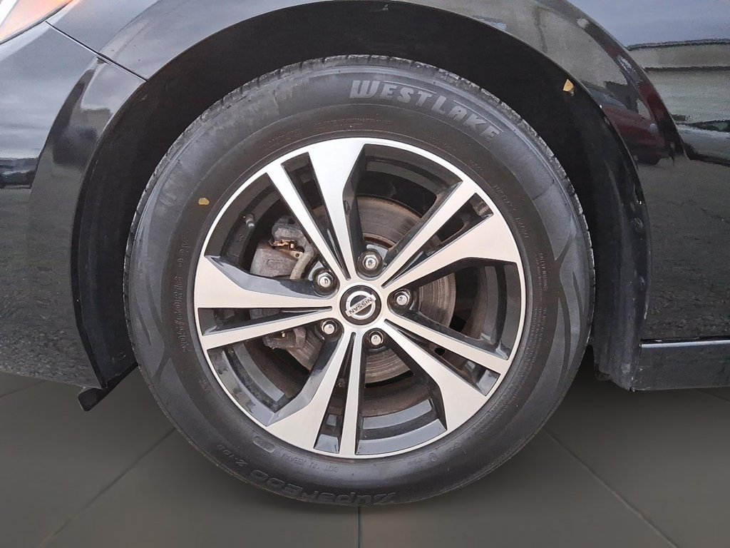 2023 Nissan Sentra SV CVT in Stratford, Ontario - 7 - w1024h768px