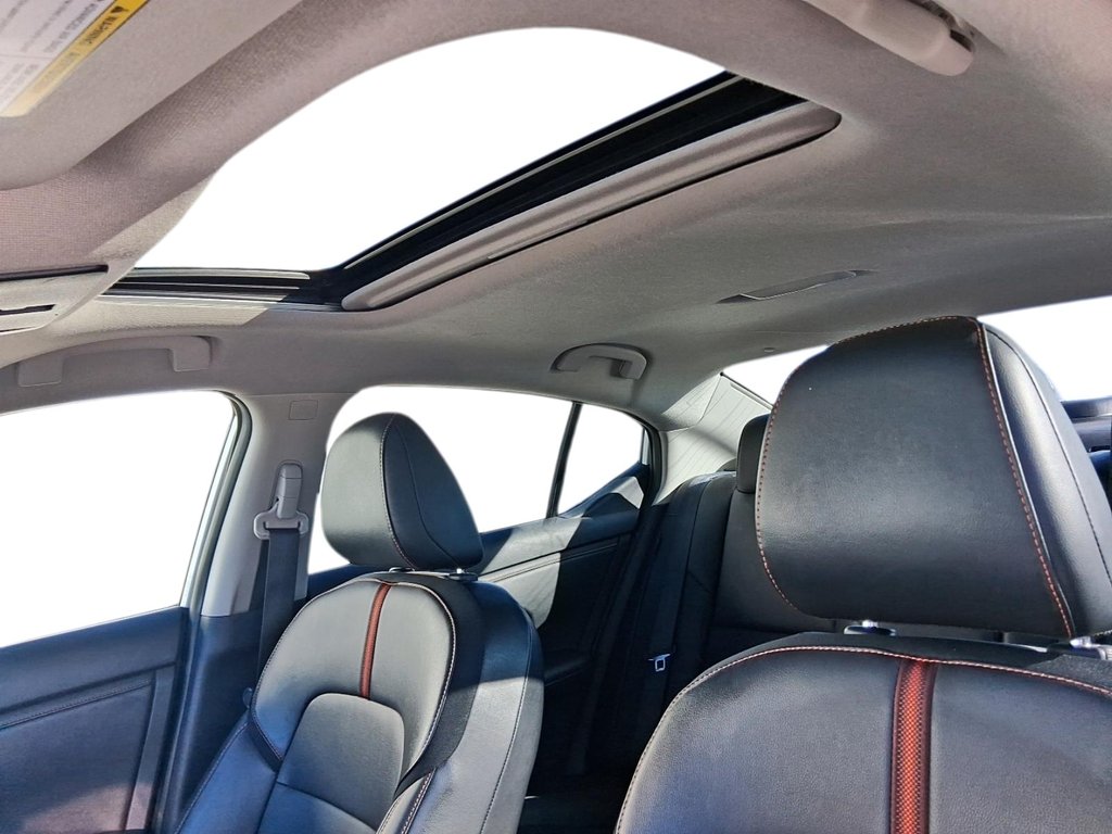 2023 Nissan Sentra SR CVT in Stratford, Ontario - 19 - w1024h768px