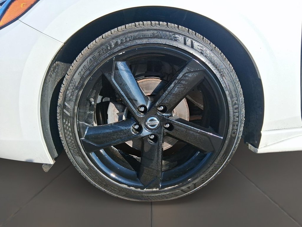 2023 Nissan Sentra SR CVT in Stratford, Ontario - 7 - w1024h768px