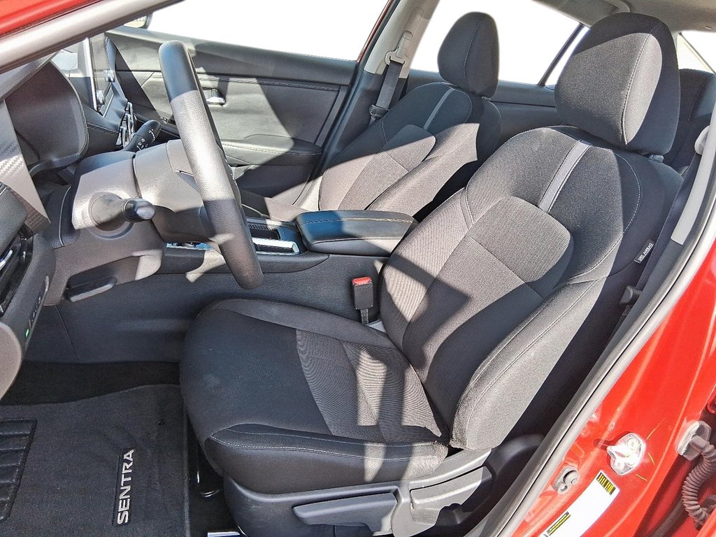2024 Nissan Sentra SV CVT in Stratford, Ontario - 8 - w1024h768px