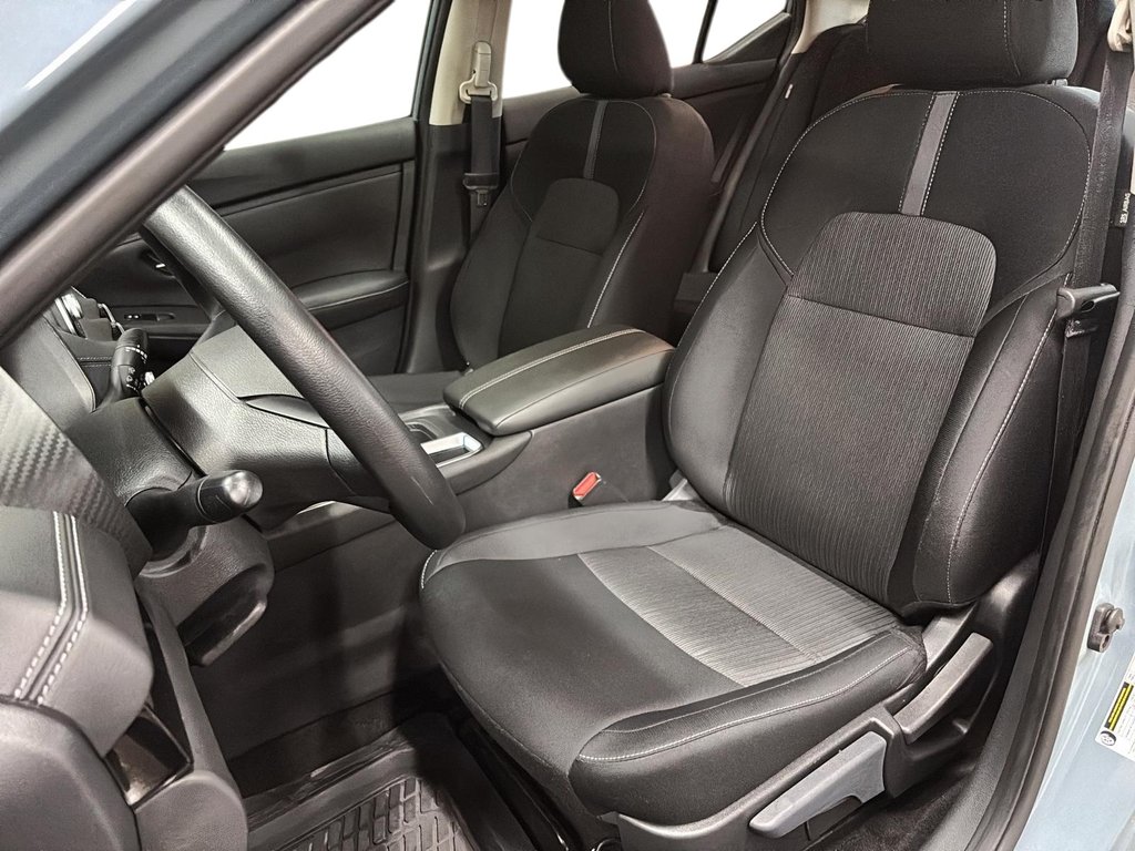 2024 Nissan Sentra SV CVT in Stratford, Ontario - 8 - w1024h768px