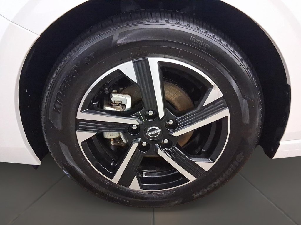 2024 Nissan Sentra SV CVT in Stratford, Ontario - 7 - w1024h768px