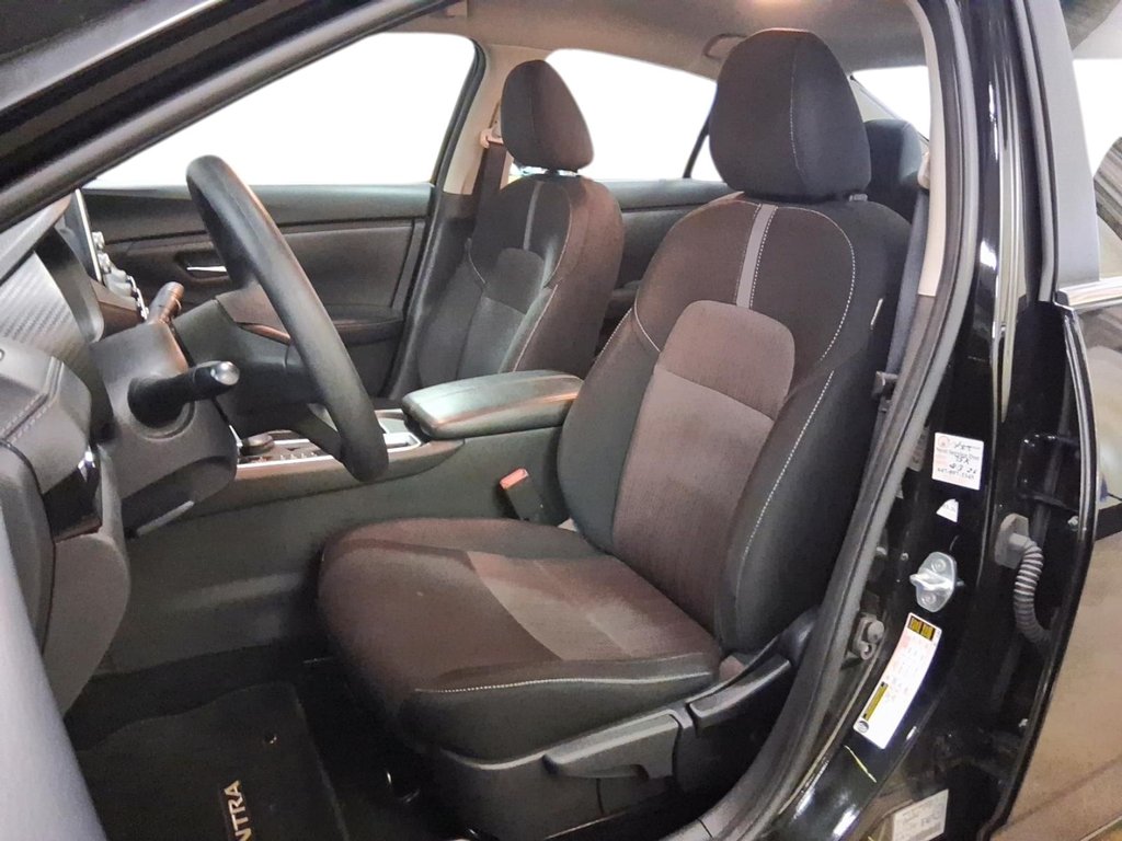 2024 Nissan Sentra SV CVT in Stratford, Ontario - 8 - w1024h768px