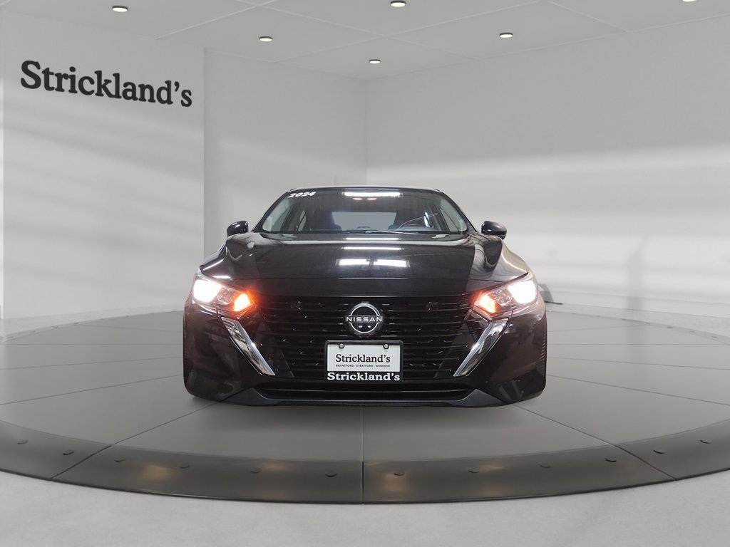 2024 Nissan Sentra SV CVT in Stratford, Ontario - 2 - w1024h768px