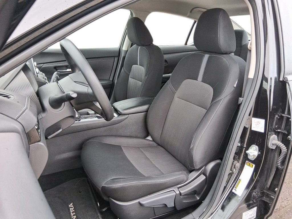 2024 Nissan Sentra SV CVT in Stratford, Ontario - 8 - w1024h768px