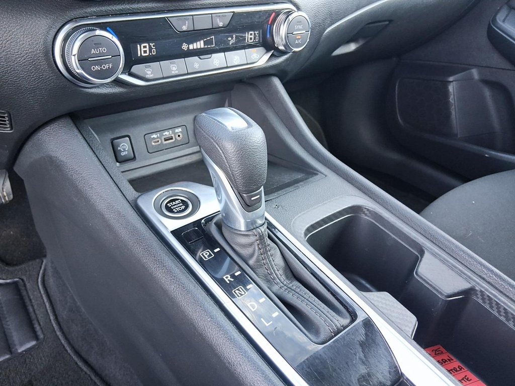 2025 Nissan Sentra SV CVT in Stratford, Ontario - 16 - w1024h768px