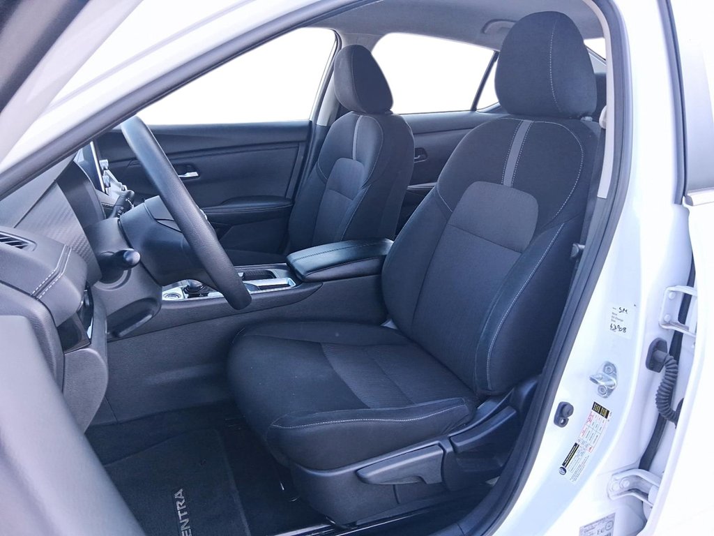 2025 Nissan Sentra SV CVT in Stratford, Ontario - 8 - w1024h768px