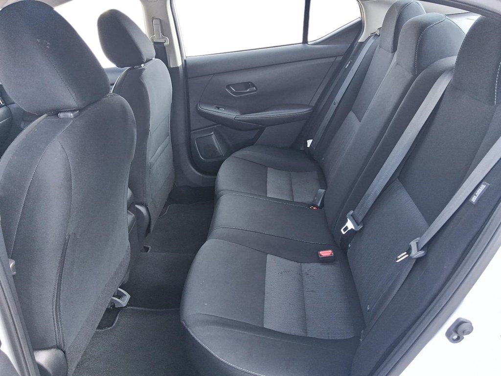 2025 Nissan Sentra SV CVT in Stratford, Ontario - 9 - w1024h768px