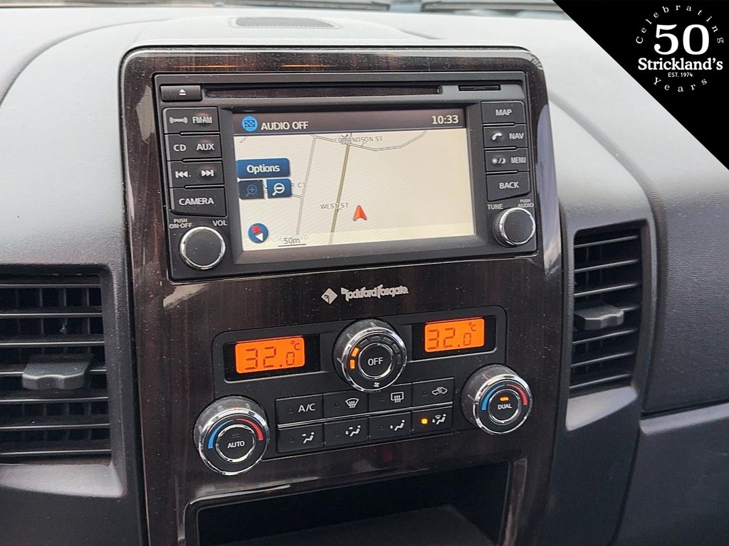 2014 Nissan Titan Crew Cab SV 4X4 SWB in Stratford, Ontario - 11 - w1024h768px