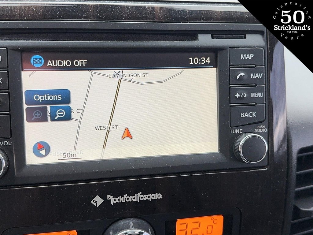 2014 Nissan Titan Crew Cab SV 4X4 SWB in Stratford, Ontario - 15 - w1024h768px