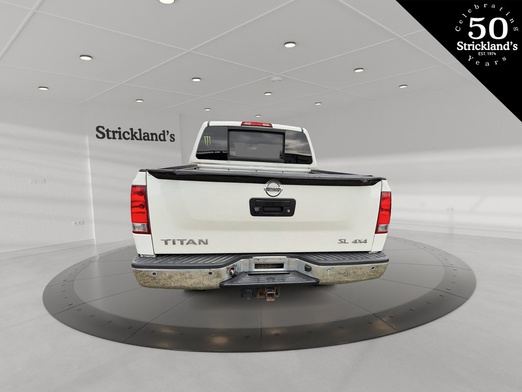 2014 Nissan Titan Crew Cab SV 4X4 SWB in Stratford, Ontario - 3 - w1024h768px