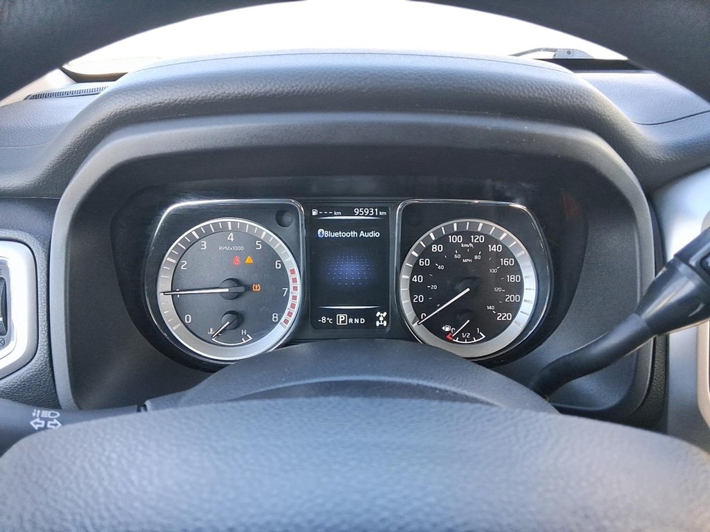 2018 Nissan Titan King Cab SV 4x4 in Stratford, Ontario - 15 - w1024h768px
