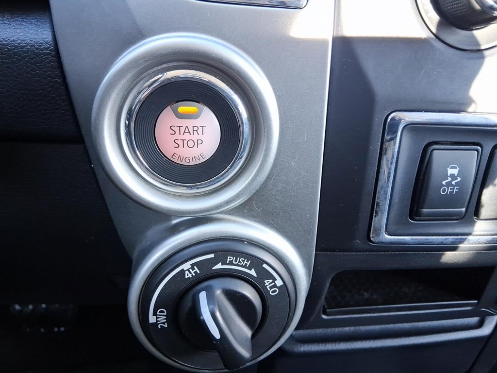 2018 Nissan Titan King Cab SV 4x4 in Stratford, Ontario - 18 - w1024h768px