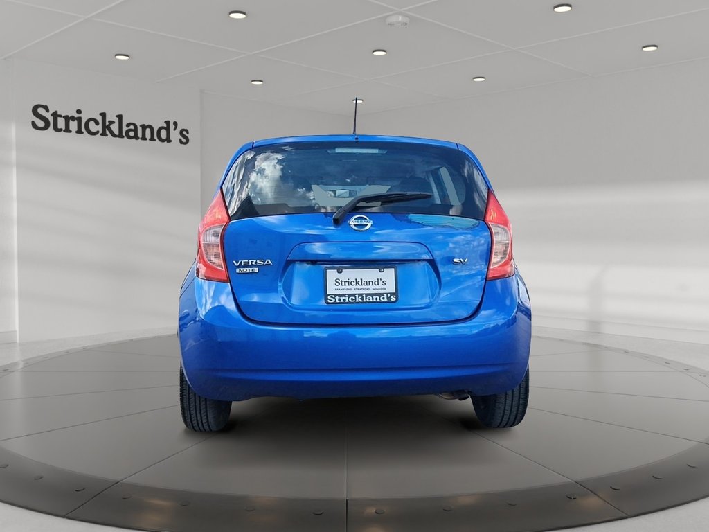 2016 Nissan Versa Note Hatchback 1.6 SV CVT in Stratford, Ontario - 5 - w1024h768px