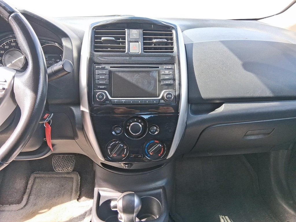 2016 Nissan Versa Note Hatchback 1.6 SV CVT in Stratford, Ontario - 14 - w1024h768px