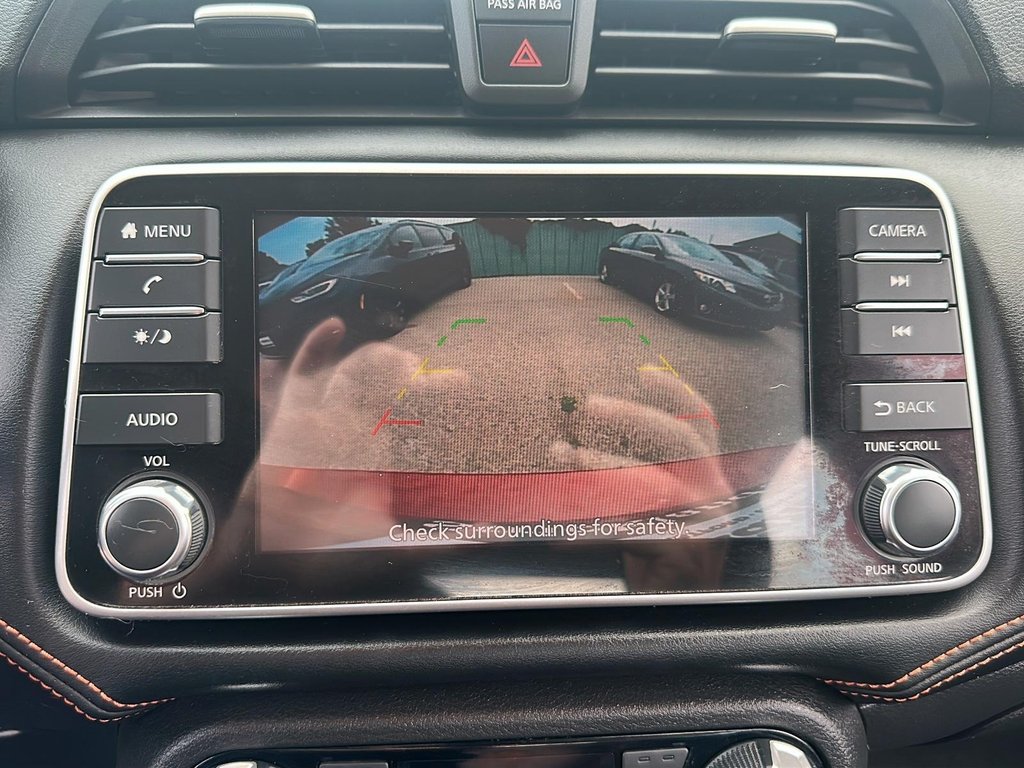 2021 Nissan Versa 1.6 SR CVT in Stratford, Ontario - 15 - w1024h768px