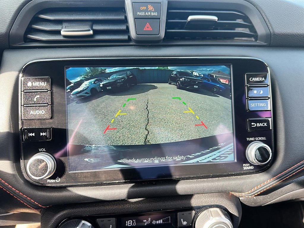 2023 Nissan Versa 1.6 SR CVT in Stratford, Ontario - 16 - w1024h768px