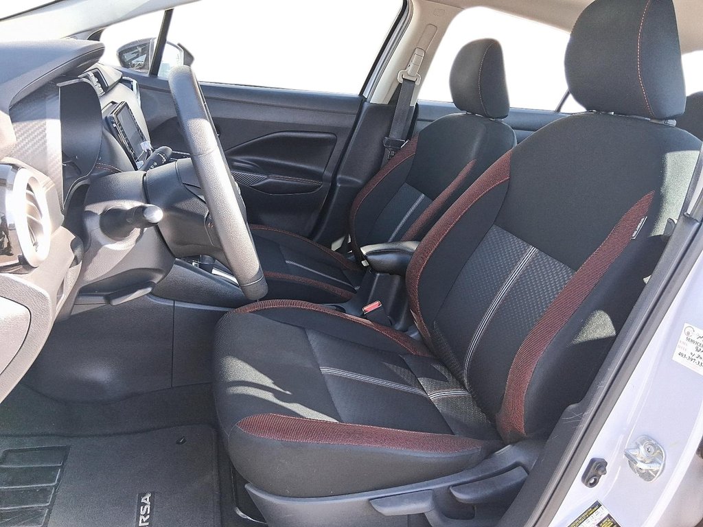 2023 Nissan Versa 1.6 SR CVT in Stratford, Ontario - 8 - w1024h768px