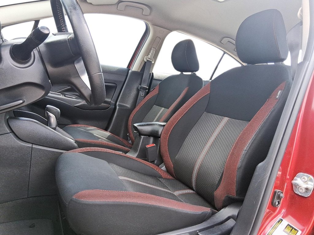 2023 Nissan Versa 1.6 SR CVT in Stratford, Ontario - 8 - w1024h768px