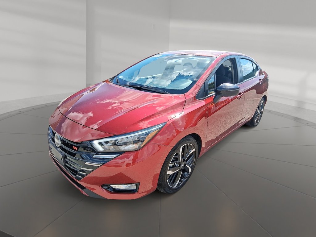 2023 Nissan Versa 1.6 SR CVT in Stratford, Ontario - 1 - w1024h768px