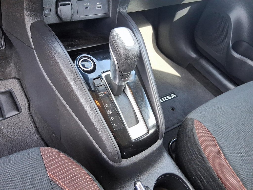 2023 Nissan Versa 1.6 SR CVT in Stratford, Ontario - 14 - w1024h768px