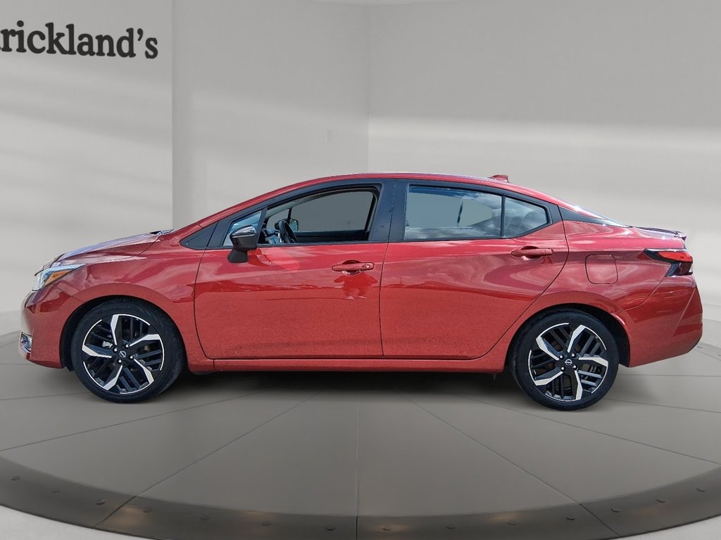 2023 Nissan Versa 1.6 SR CVT in Stratford, Ontario - 5 - w1024h768px