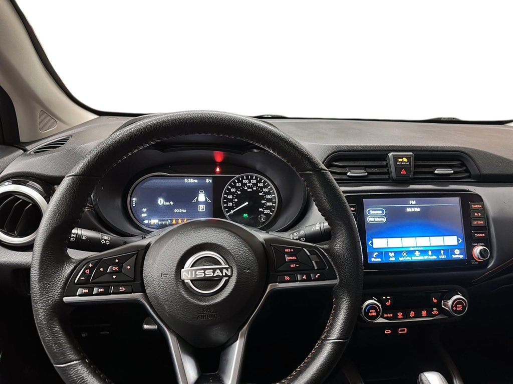 2023 Nissan Versa 1.6 SR CVT in Stratford, Ontario - 13 - w1024h768px