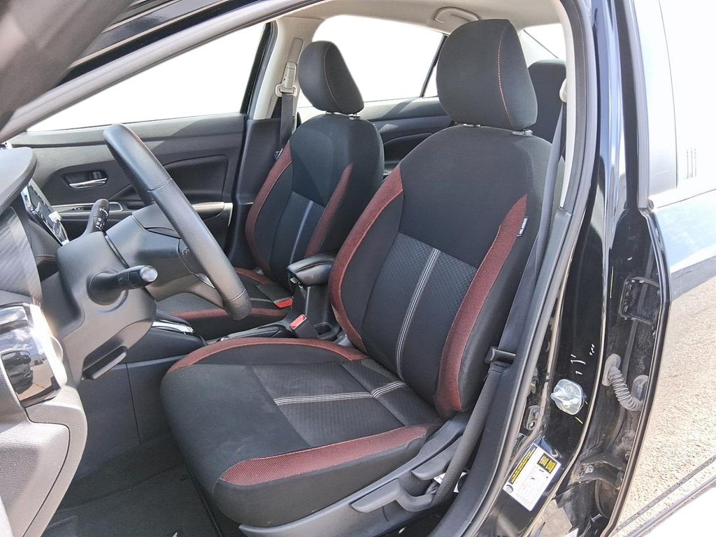 2023 Nissan Versa 1.6 SR CVT in Stratford, Ontario - 8 - w1024h768px