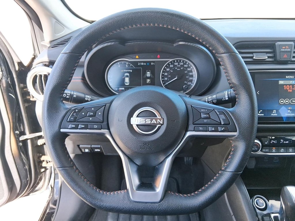 2023 Nissan Versa 1.6 SR CVT in Stratford, Ontario - 12 - w1024h768px