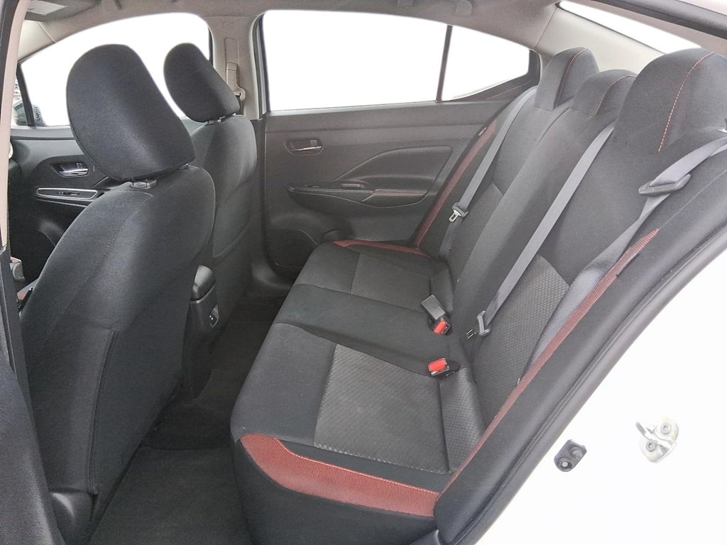 2023 Nissan Versa 1.6 SR CVT in Stratford, Ontario - 9 - w1024h768px