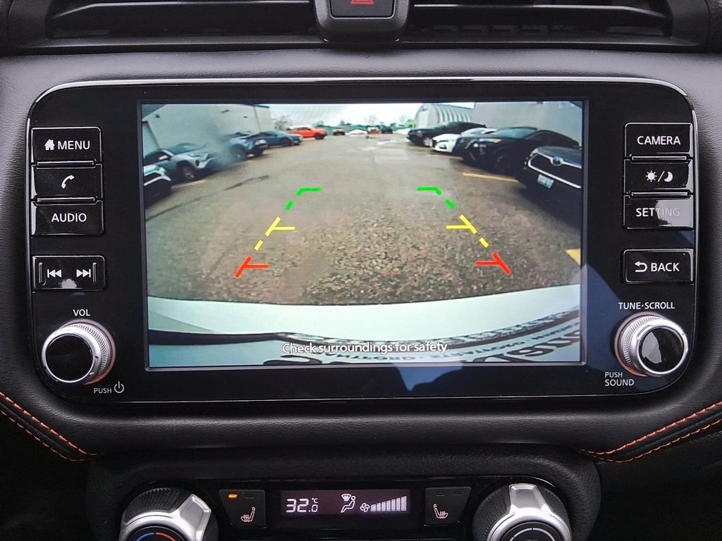 2023 Nissan Versa 1.6 SR CVT in Stratford, Ontario - 17 - w1024h768px