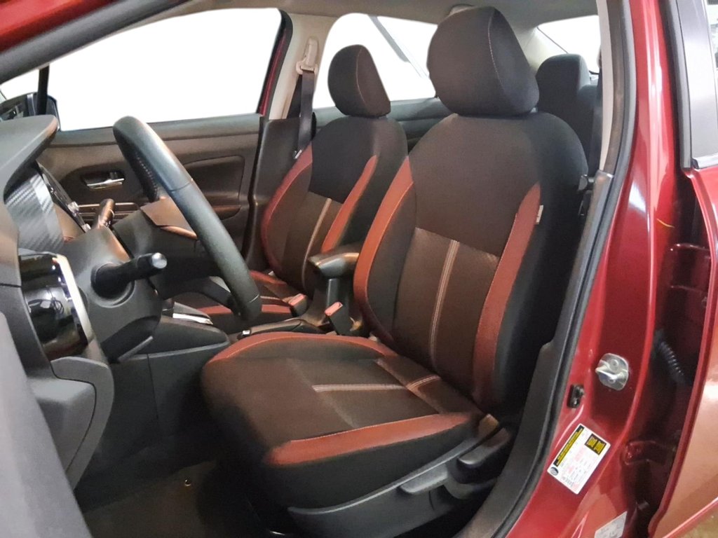 2023 Nissan Versa 1.6 SR CVT in Stratford, Ontario - 8 - w1024h768px