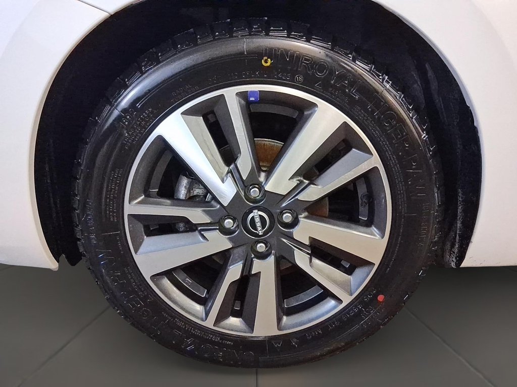 2024 Nissan Versa SV CVT in Stratford, Ontario - 7 - w1024h768px