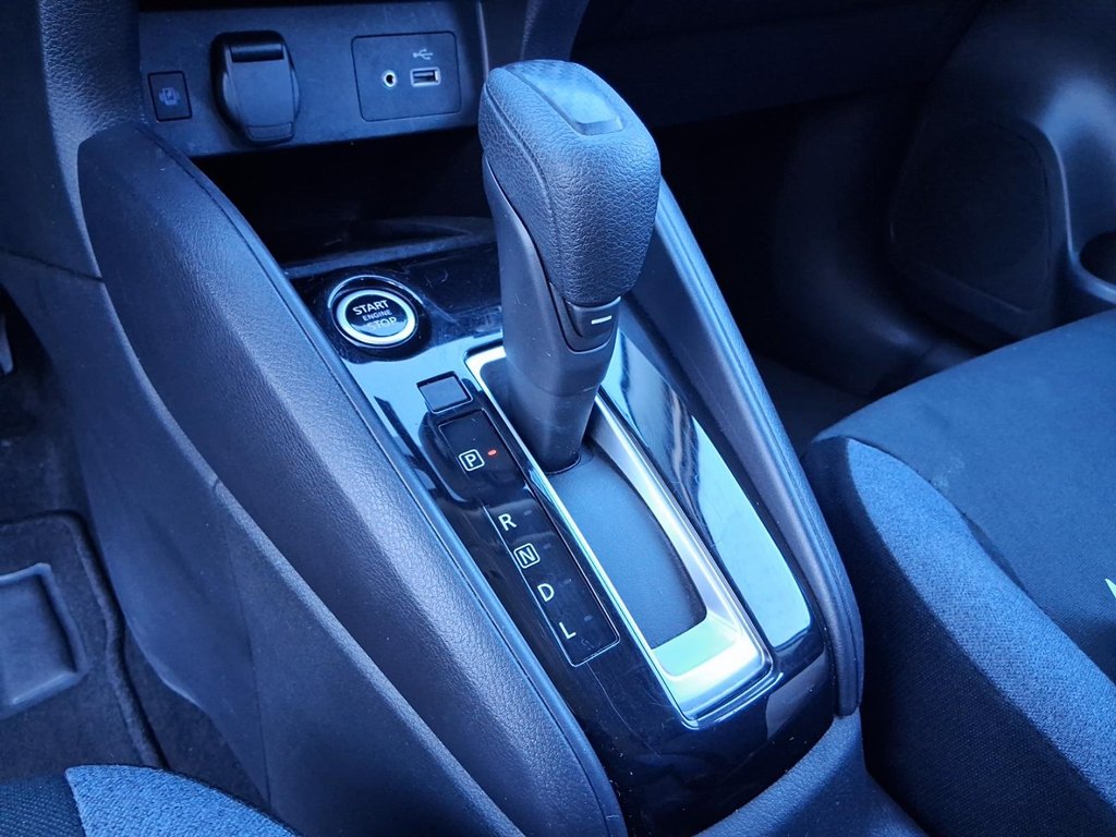 2024 Nissan Versa SV CVT in Stratford, Ontario - 16 - w1024h768px