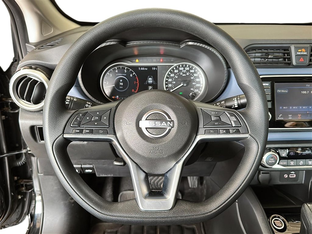 2024 Nissan Versa SV CVT in Stratford, Ontario - 11 - w1024h768px