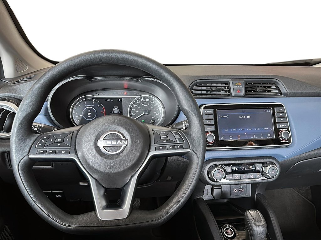 2024 Nissan Versa SV CVT in Stratford, Ontario - 14 - w1024h768px