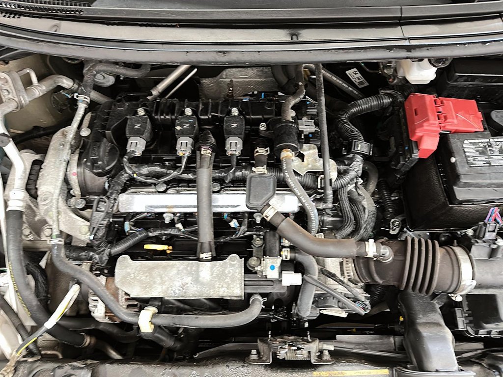 2024 Nissan Versa SV CVT in Stratford, Ontario - 7 - w1024h768px